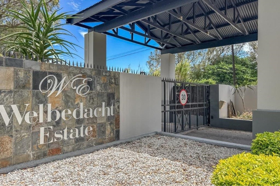 4 Bedroom Property for Sale in Lovemore Park Eastern Cape